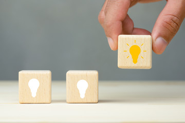 按揭买三十万左右的车三年时间月供多少