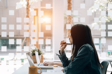 国产车方向盘紧