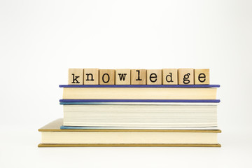 李佳薇 冯天薇 于梦雨 是中国人吗