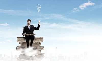 按揭买三十万左右的车三年时间月供多少