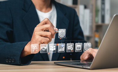 李佳薇 冯天薇 于梦雨 是中国人吗