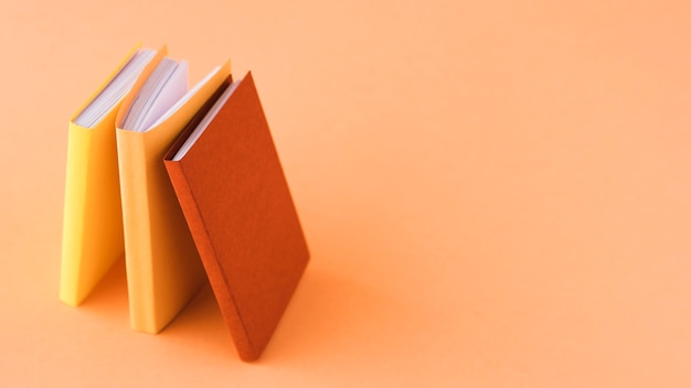 乒乓球的胶皮怎么贴